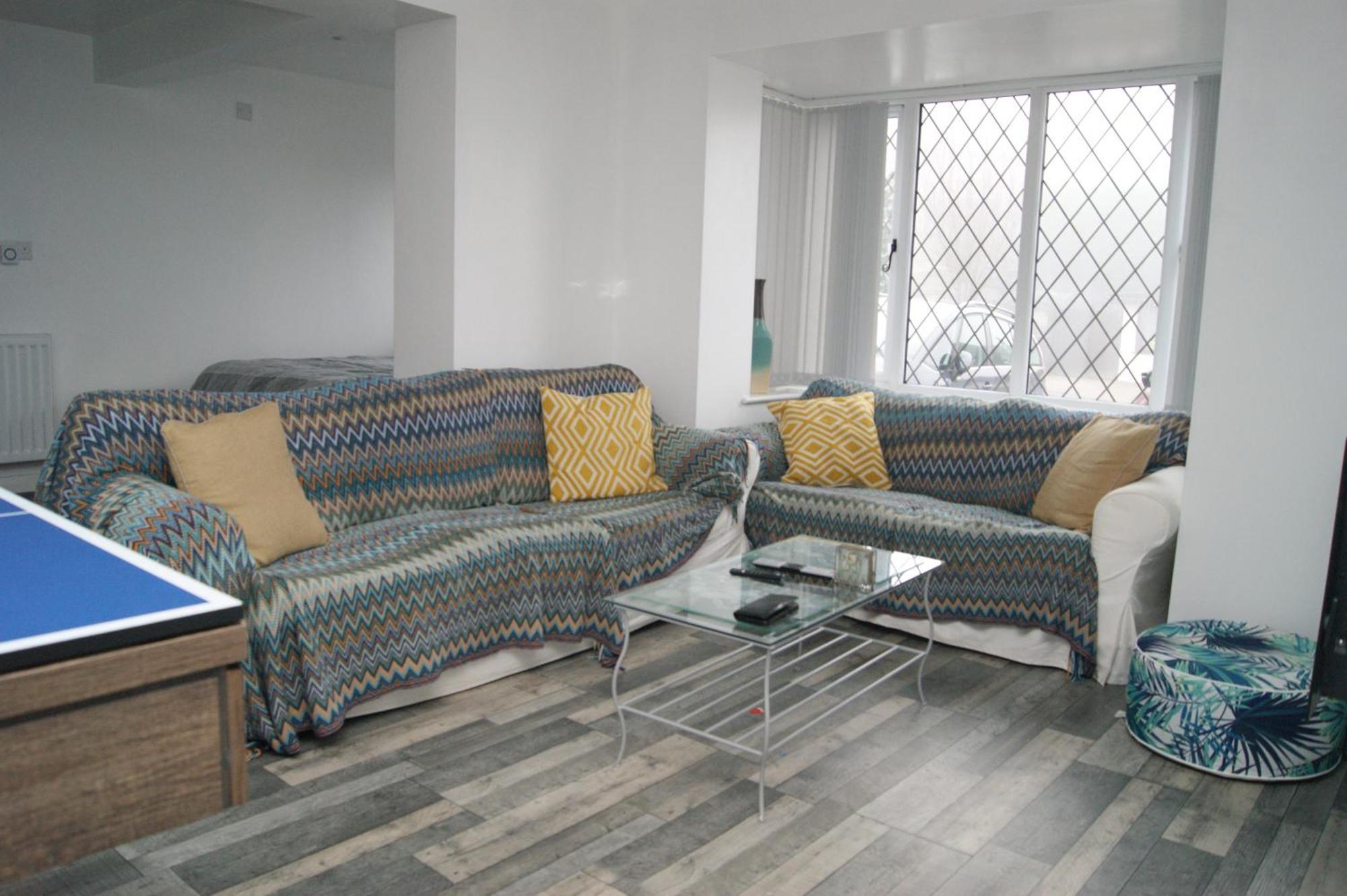 Modern Retreat Near Town & Nature With Stunning Views Entertainment And Parking Burton-upon-Trent Zewnętrze zdjęcie
